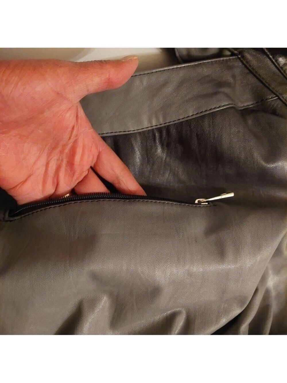 Miss Caprice Gray Gradient Handbag/ Purse - Picture 4 of 16